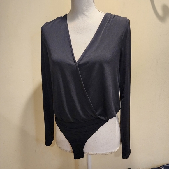 FOREVER 21 Women's Black Long Sleeves Body Suit Size S - Picture 7 of 11